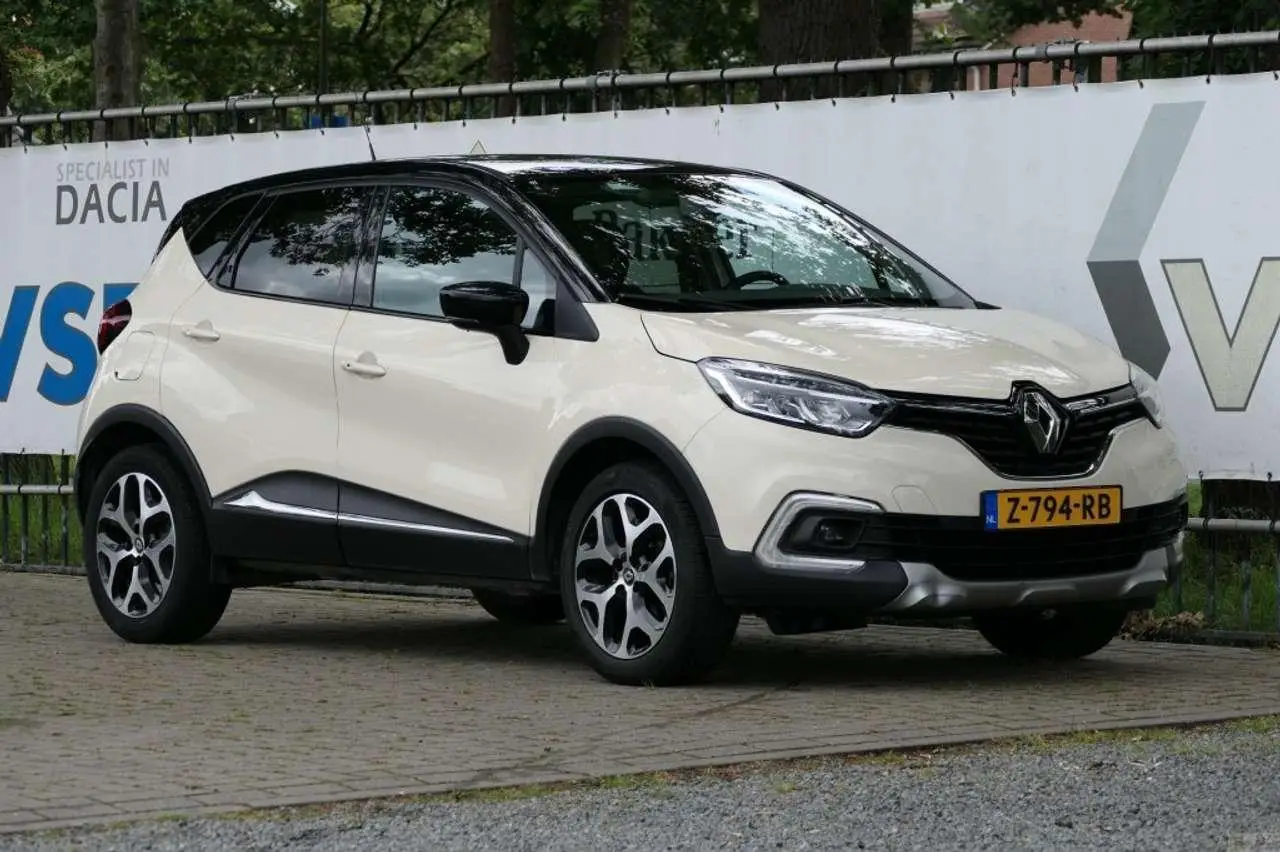 Photo 1 : Renault Captur 2018 Petrol