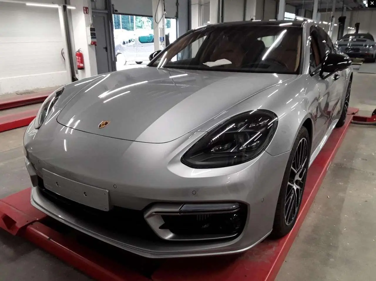 Photo 1 : Porsche Panamera 2022 Hybrid