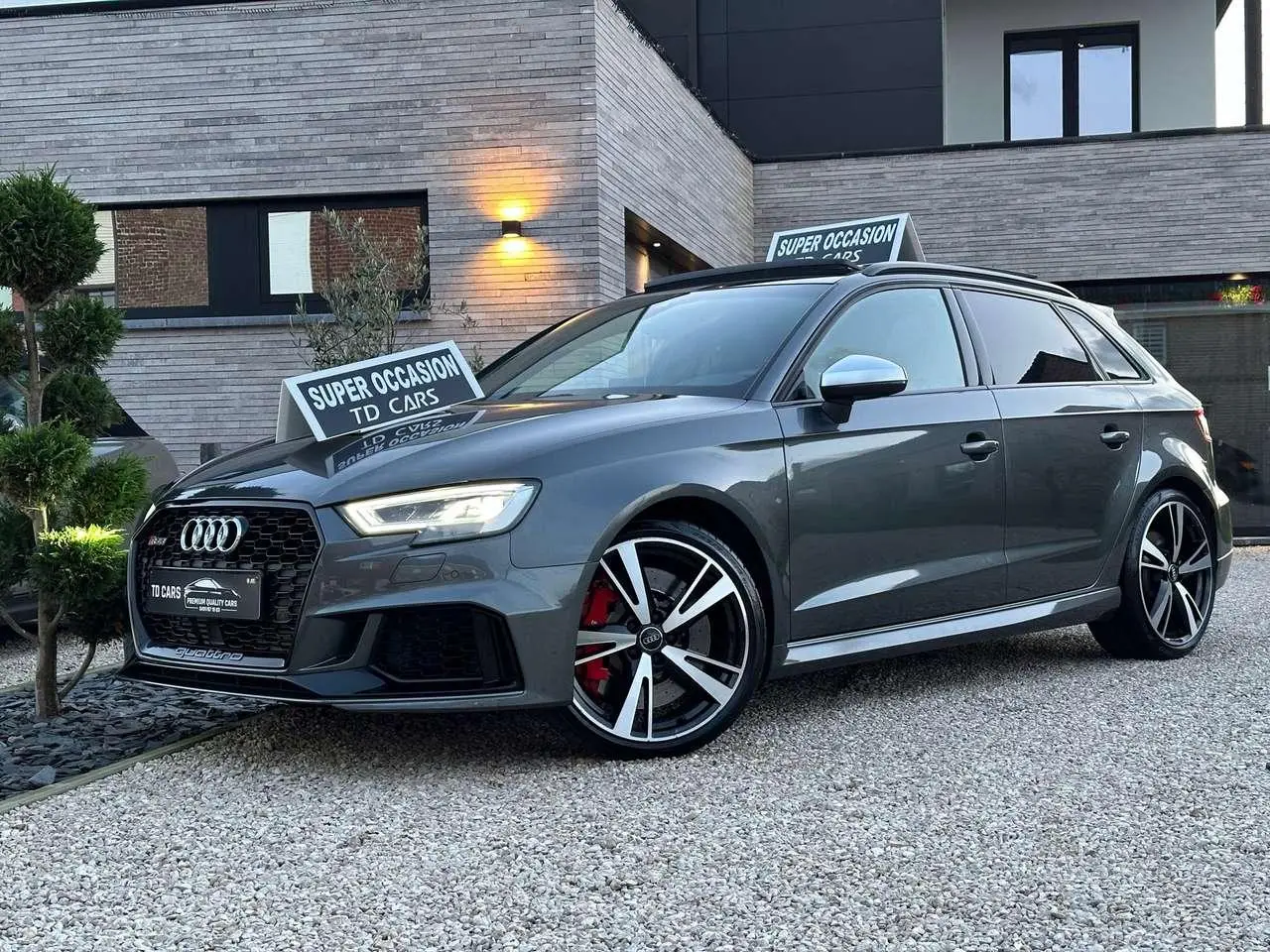 Photo 1 : Audi Rs3 2020 Petrol