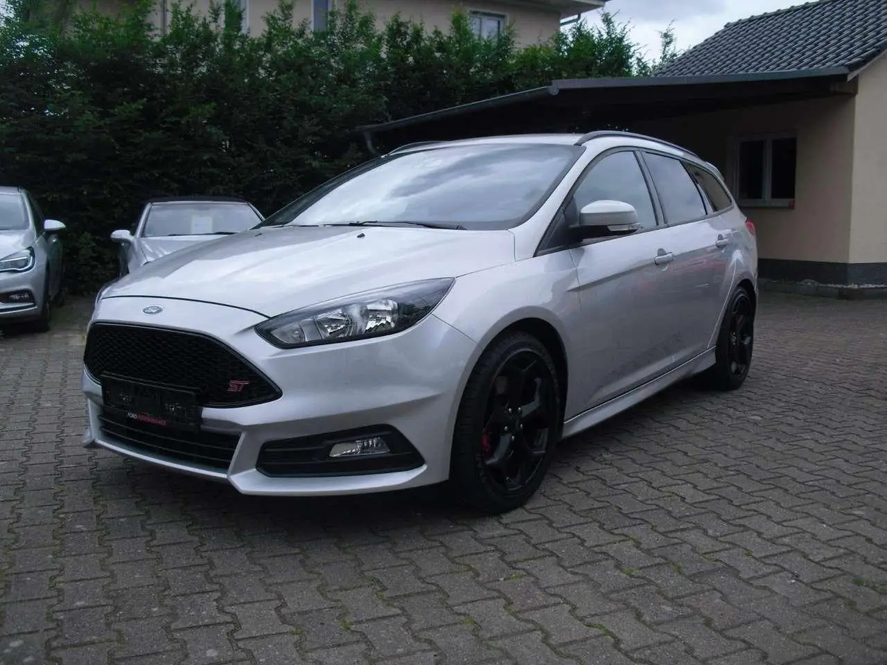 Photo 1 : Ford Focus 2017 Petrol