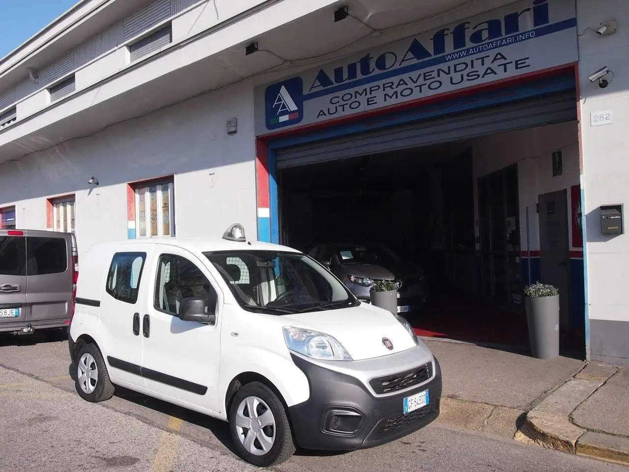 Photo 1 : Fiat Fiorino 2021 Diesel