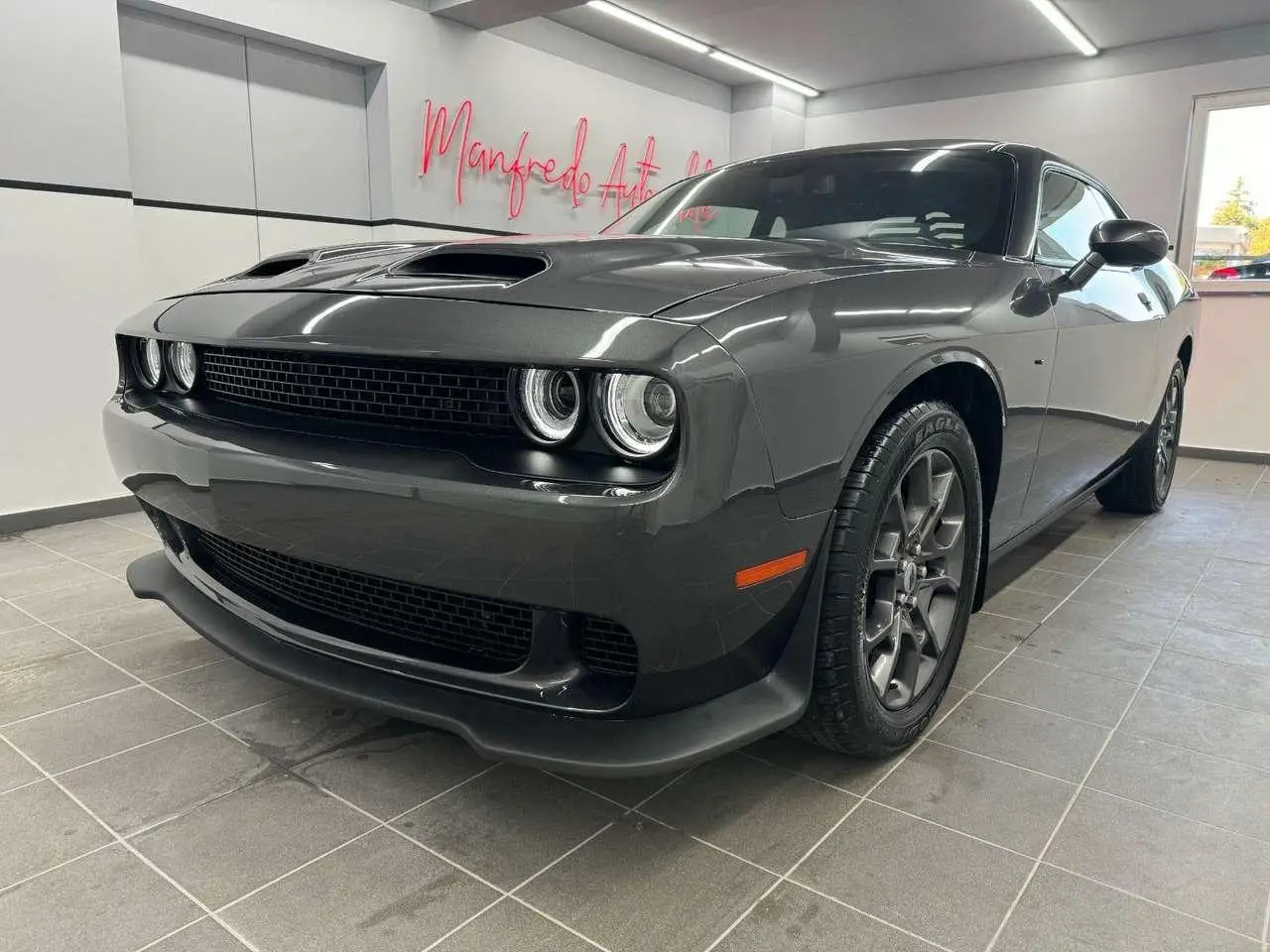 Photo 1 : Dodge Challenger 2018 Petrol