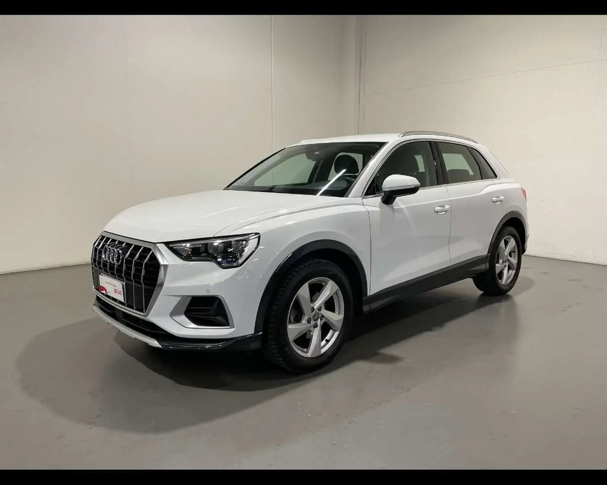 Photo 1 : Audi Q3 2021 Hybrid