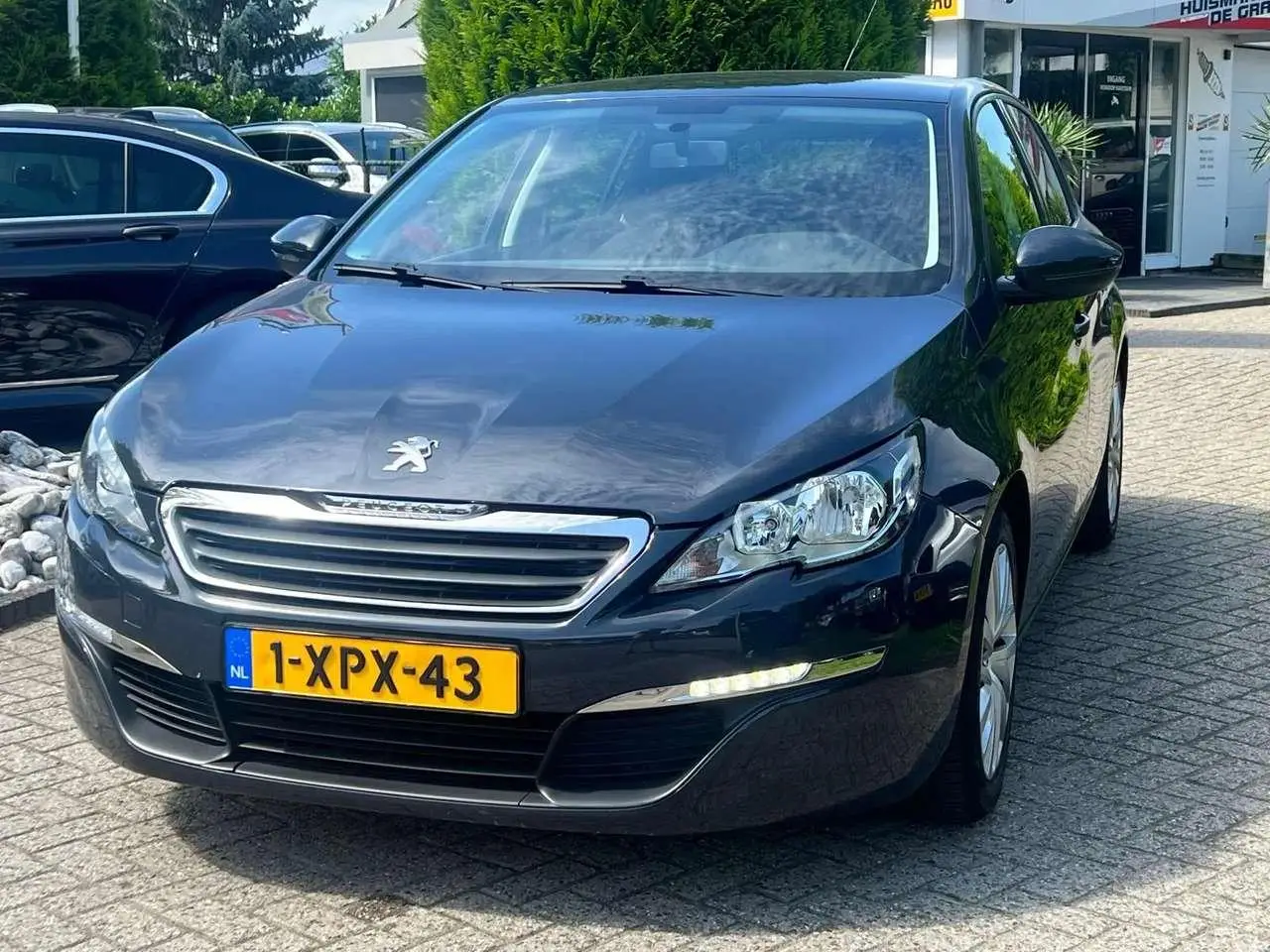 Photo 1 : Peugeot 308 2014 Essence