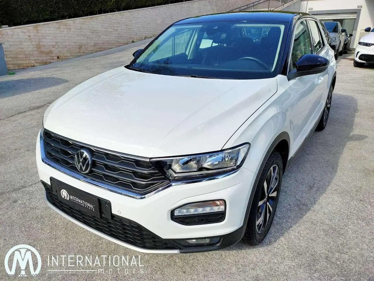 Photo 1 : Volkswagen T-roc 2021 Petrol