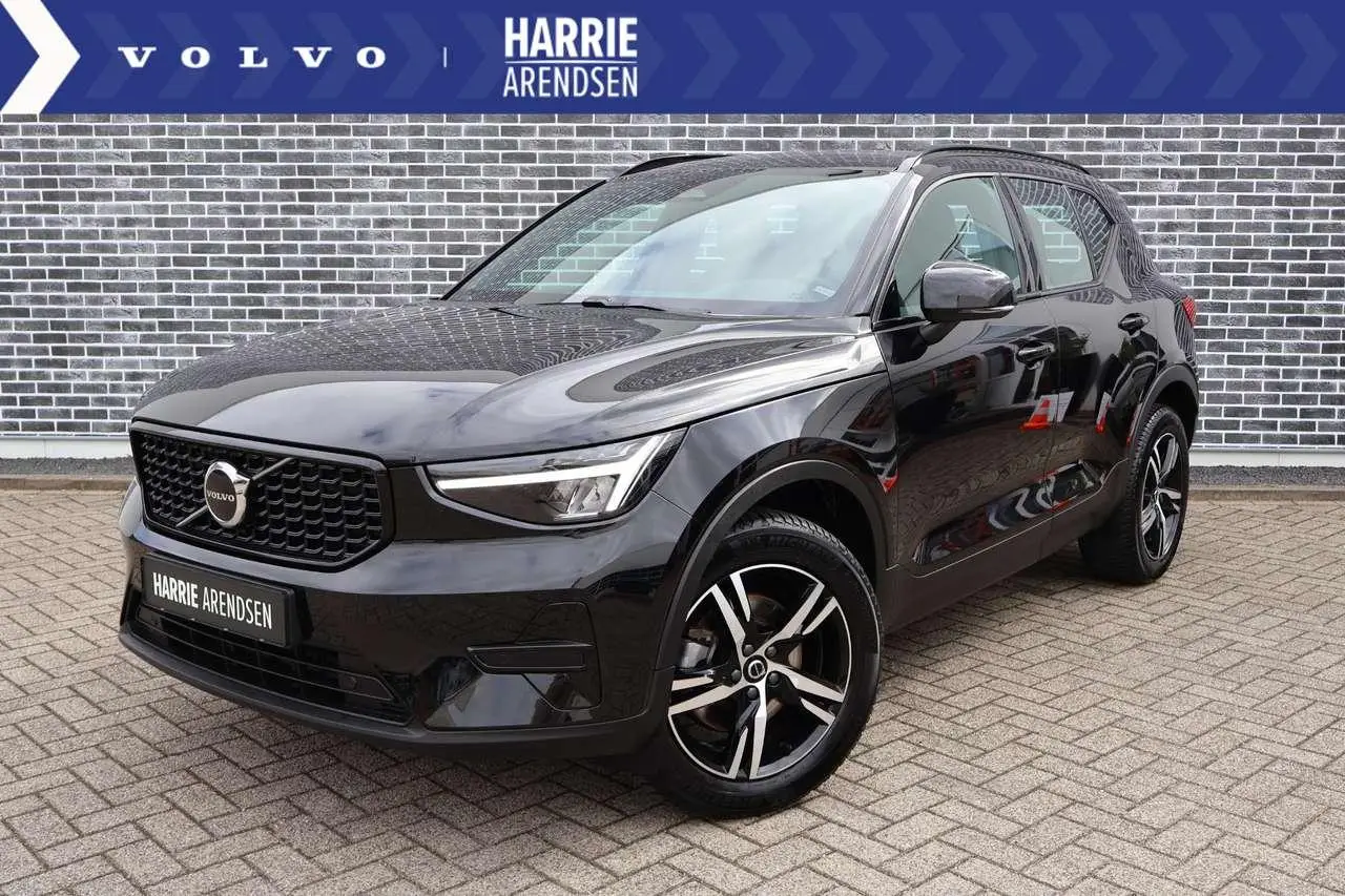 Photo 1 : Volvo Xc40 2024 Hybrid