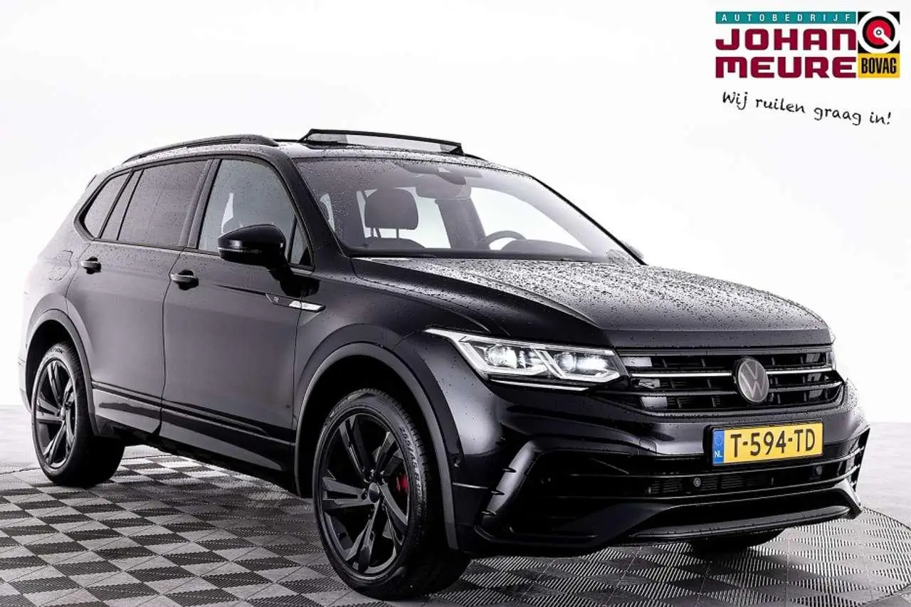 Photo 1 : Volkswagen Tiguan 2023 Essence