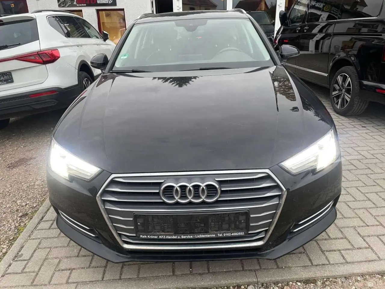 Photo 1 : Audi A4 2016 Petrol