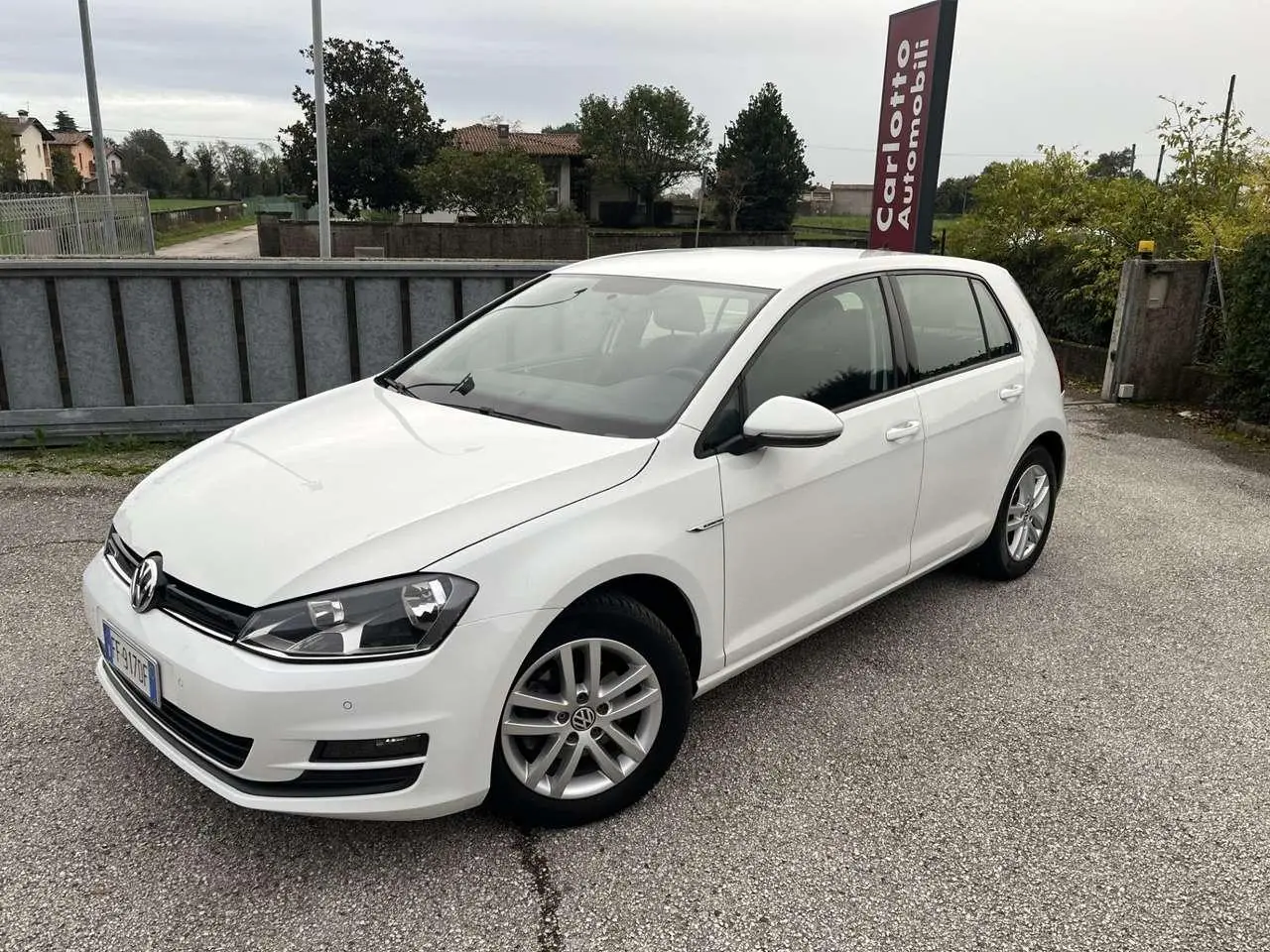 Photo 1 : Volkswagen Golf 2016 Autres