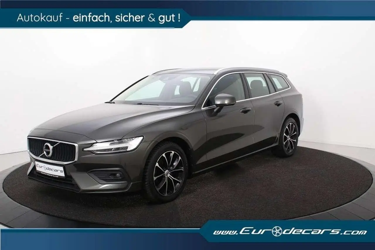 Photo 1 : Volvo V60 2020 Diesel