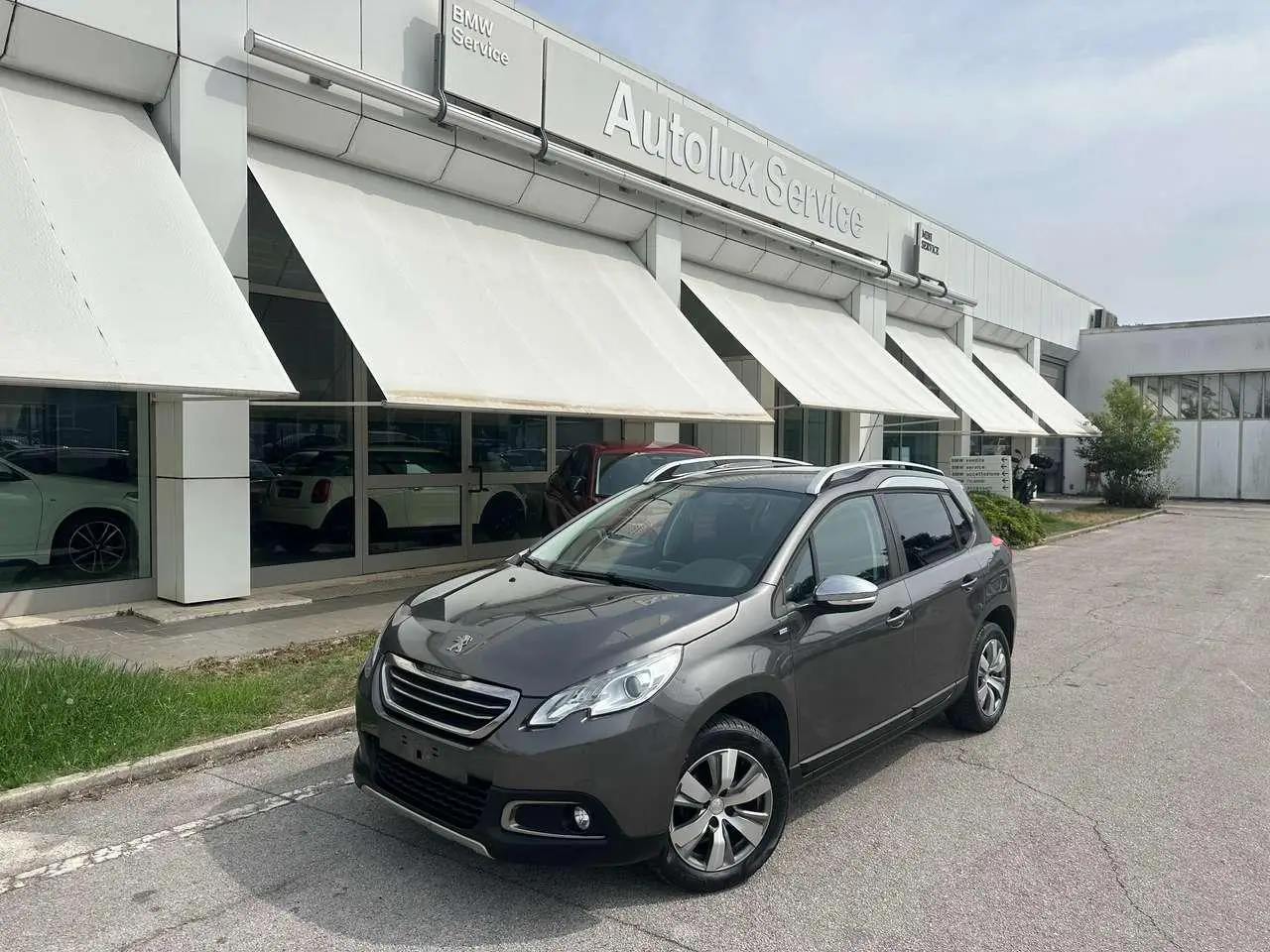 Photo 1 : Peugeot 2008 2016 Petrol