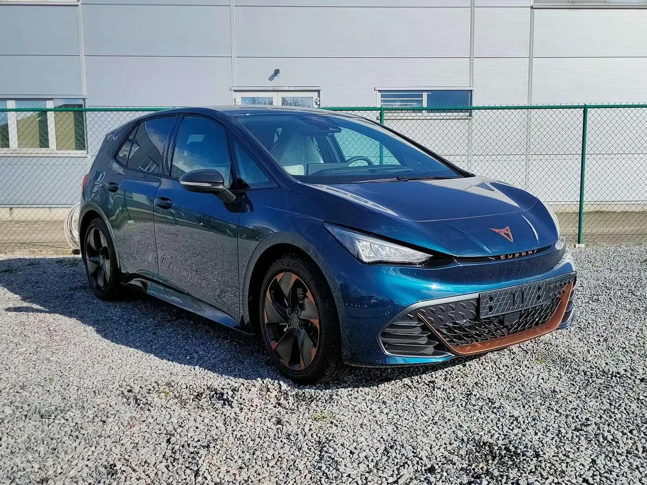 Photo 1 : Cupra Born 2023 Électrique