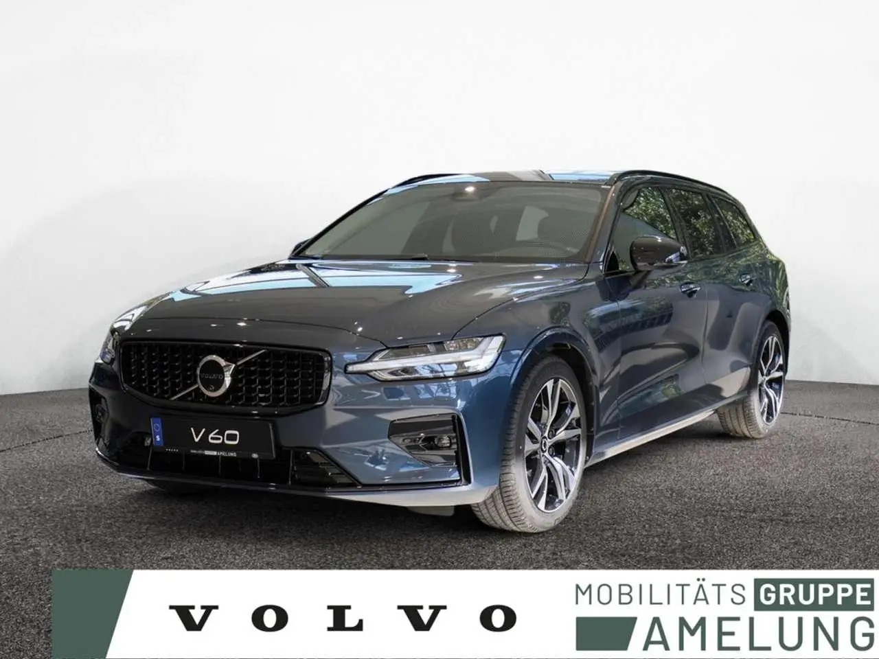 Photo 1 : Volvo V60 2024 Essence