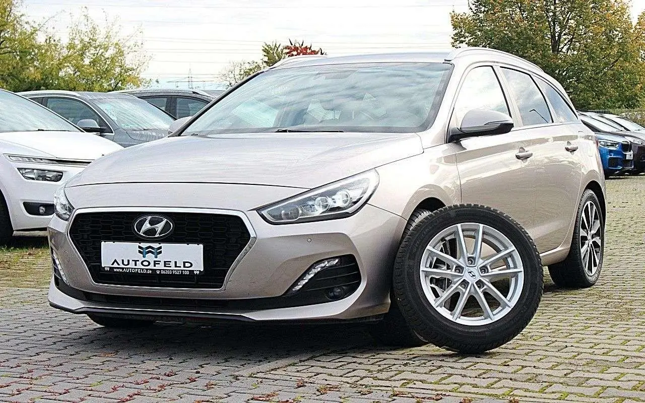 Photo 1 : Hyundai I30 2019 Petrol