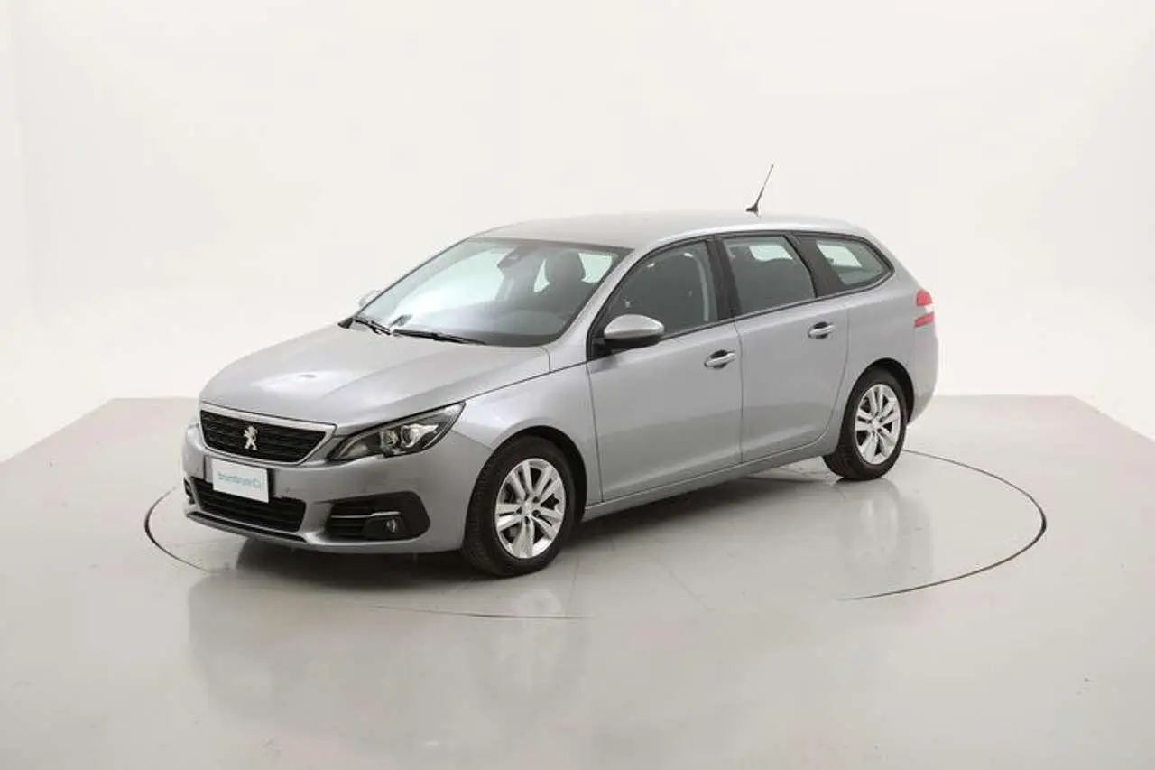 Photo 1 : Peugeot 308 2019 Diesel