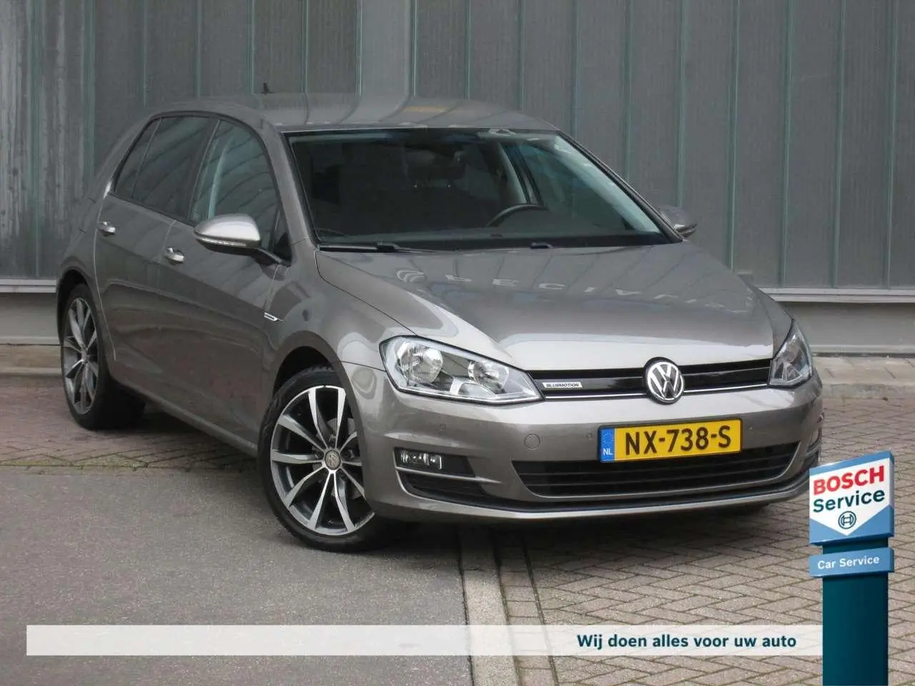 Photo 1 : Volkswagen Golf 2017 Petrol