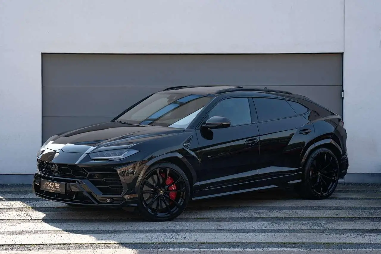 Photo 1 : Lamborghini Urus 2020 Essence