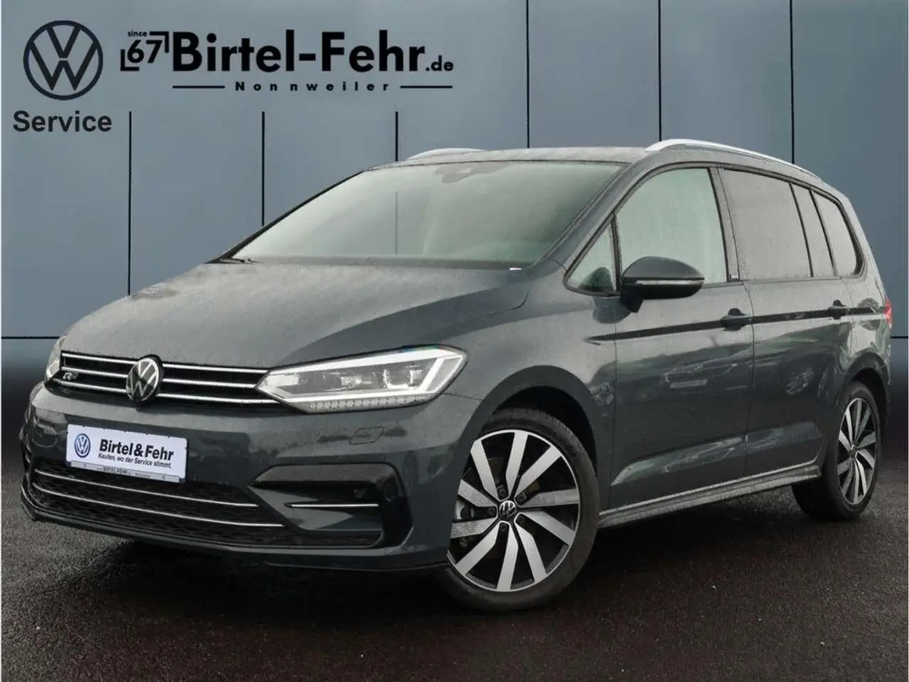 Photo 1 : Volkswagen Touran 2024 Petrol