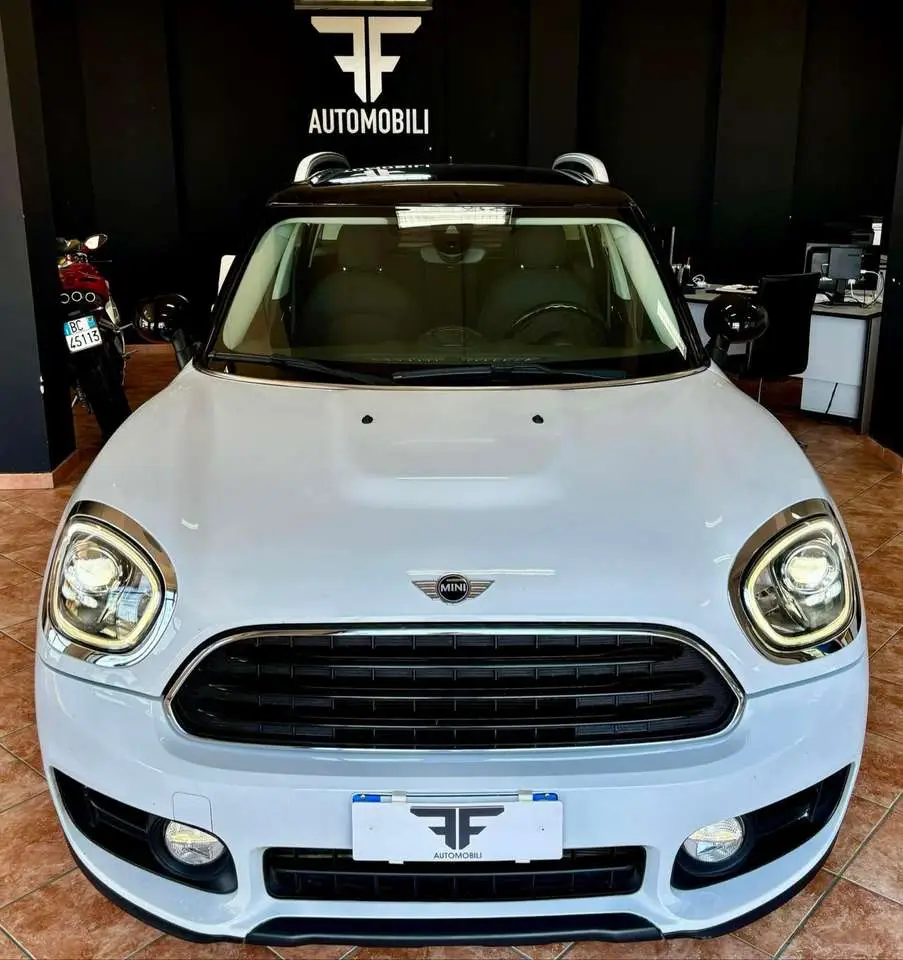 Photo 1 : Mini Cooper 2018 Diesel