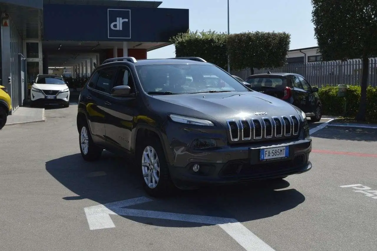 Photo 1 : Jeep Cherokee 2015 Diesel