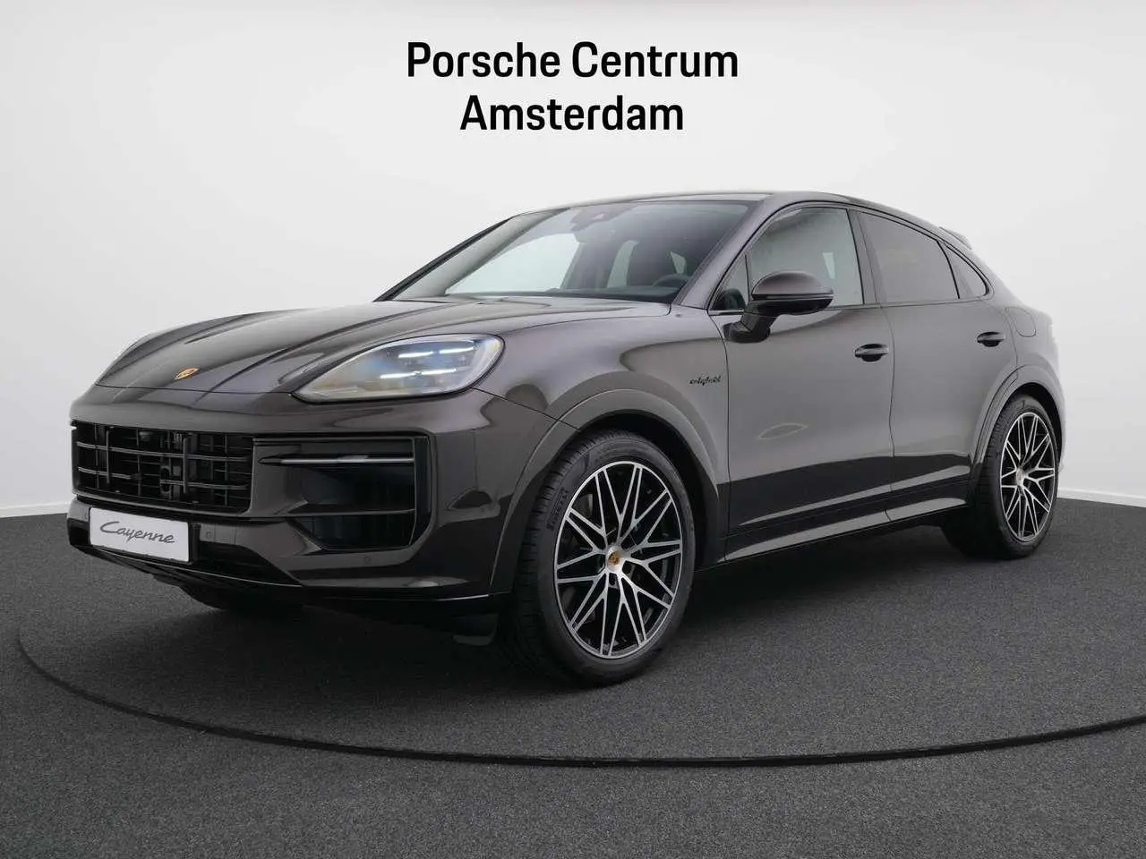 Photo 1 : Porsche Cayenne 2024 Hybride