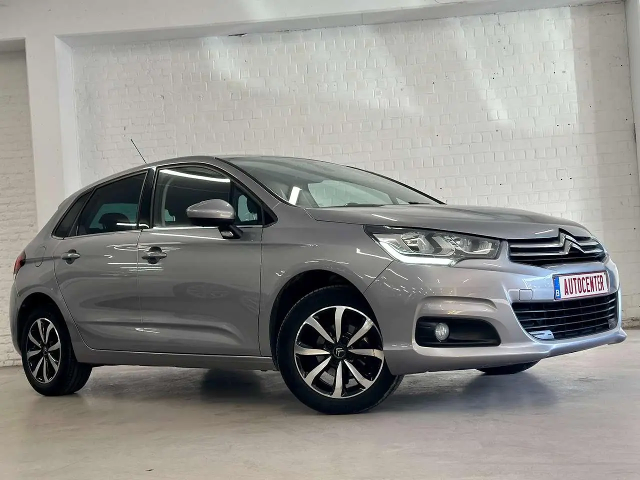 Photo 1 : Citroen C4 2018 Essence