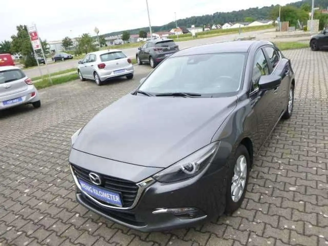 Photo 1 : Mazda 3 2018 Essence