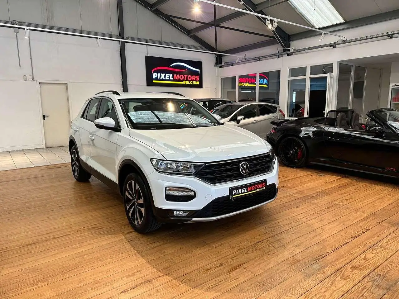 Photo 1 : Volkswagen T-roc 2020 Essence