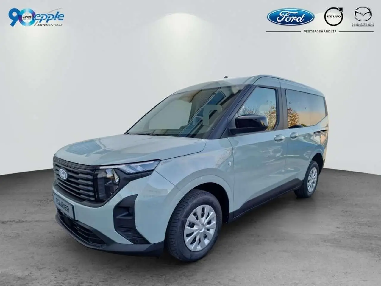 Photo 1 : Ford Tourneo 2024 Petrol