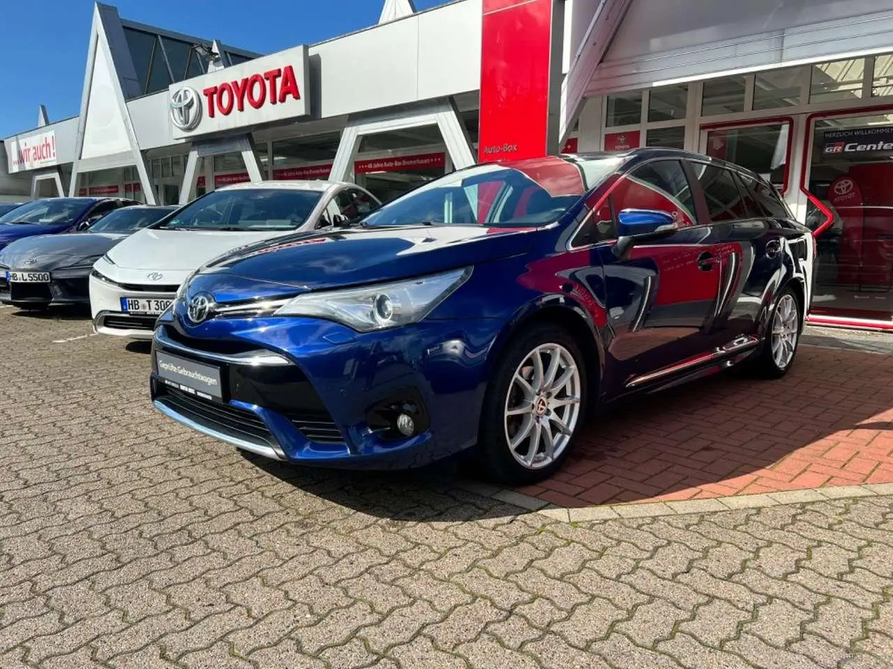 Photo 1 : Toyota Avensis 2016 Essence