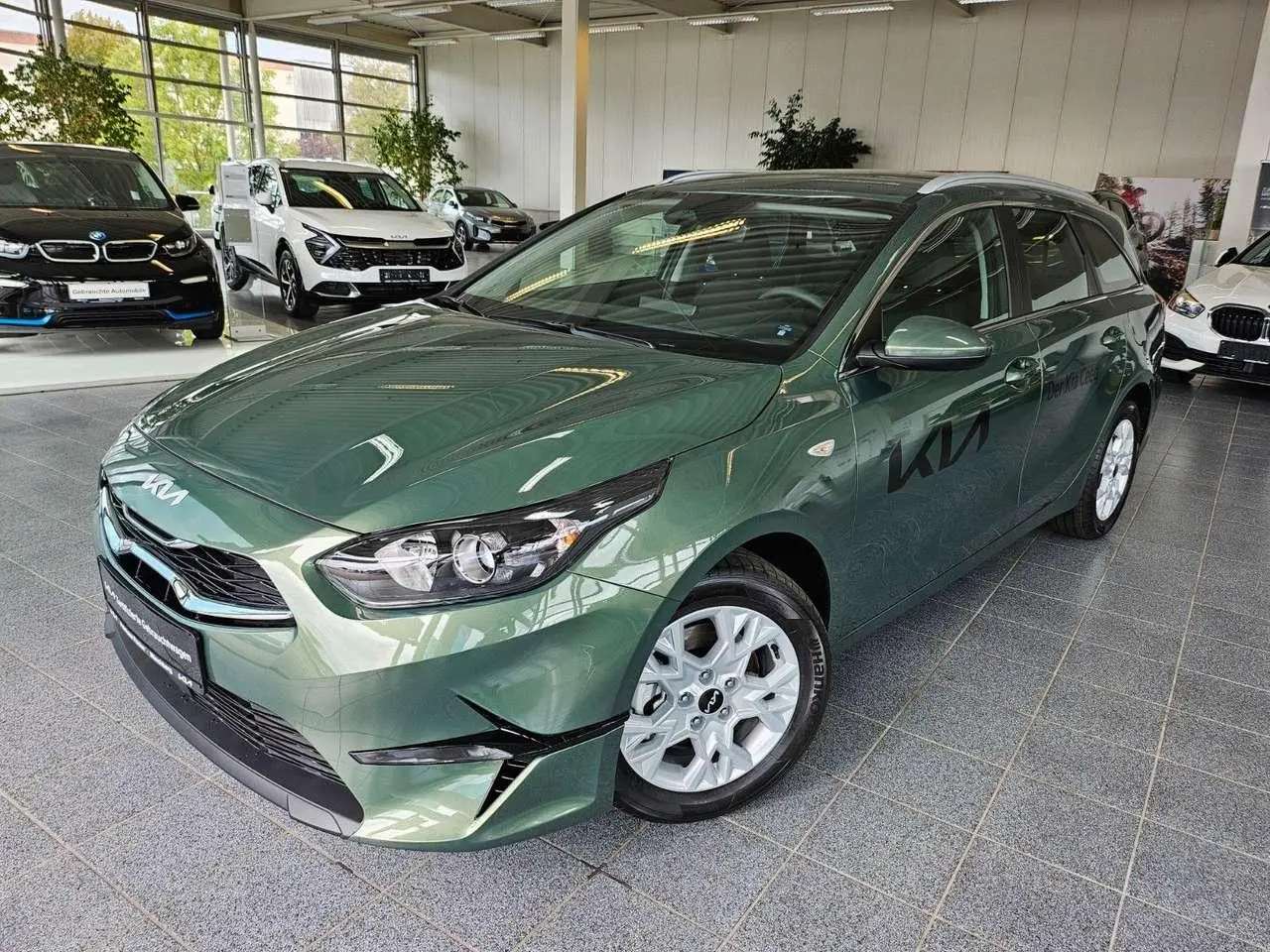 Photo 1 : Kia Ceed 2024 Petrol