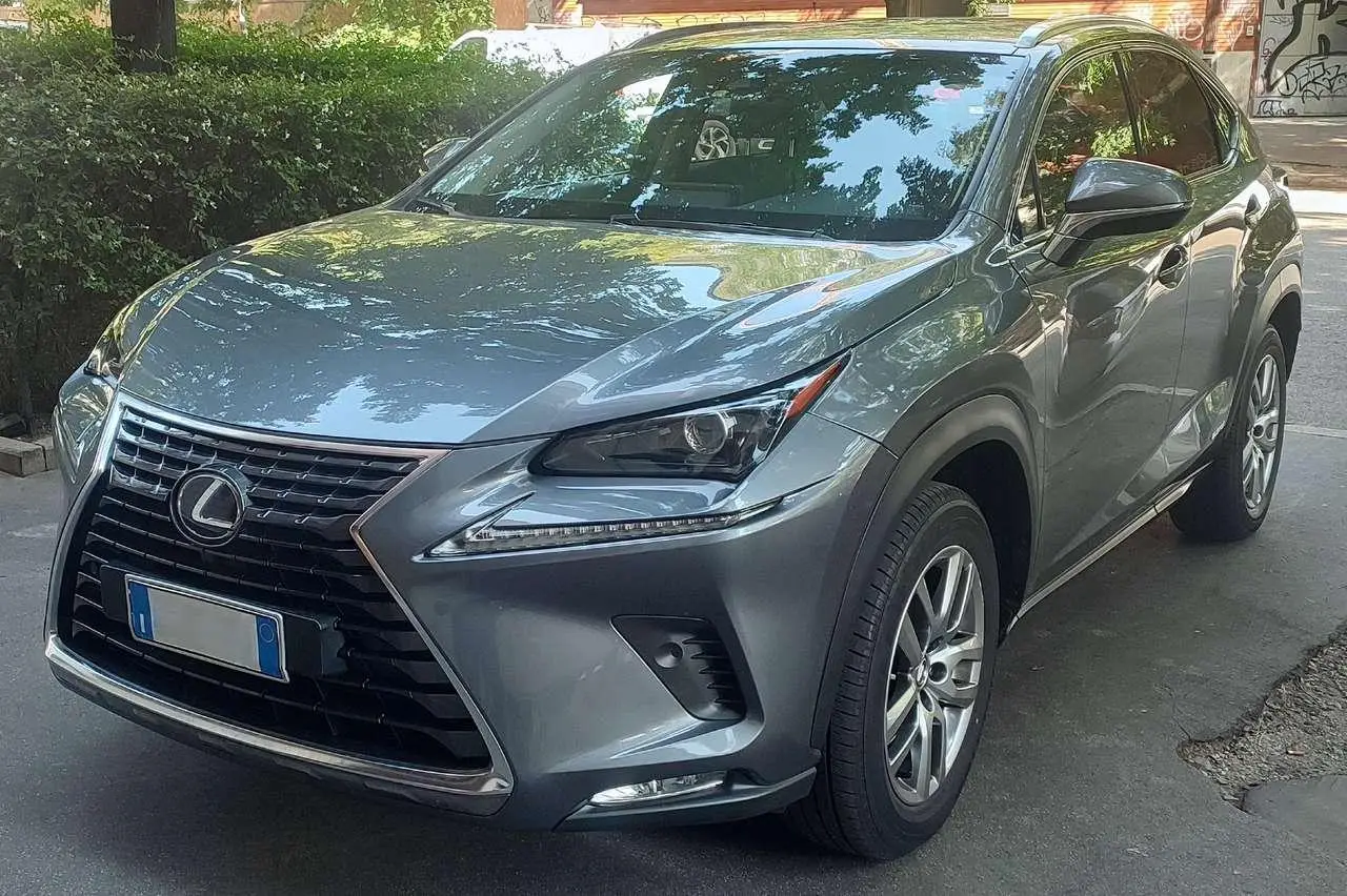 Photo 1 : Lexus Nx 2018 Hybrid