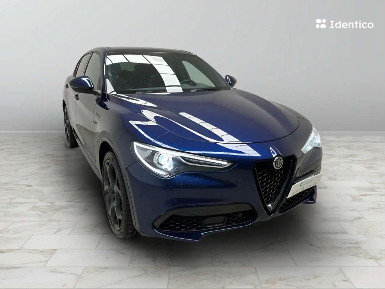 Photo 1 : Alfa Romeo Stelvio 2022 Petrol