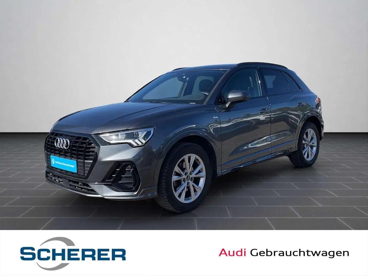 Photo 1 : Audi Q3 2021 Petrol