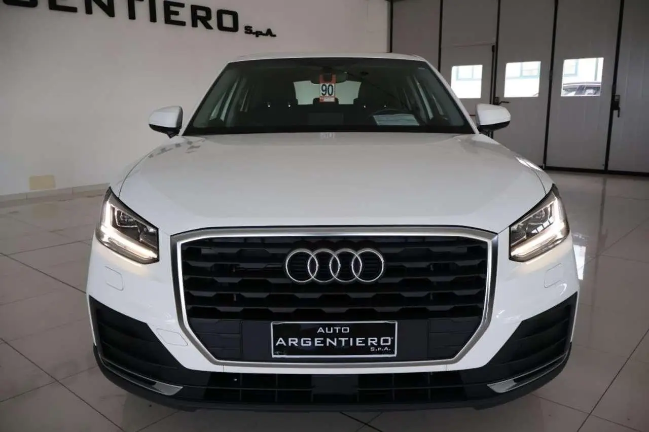 Photo 1 : Audi Q2 2020 Essence