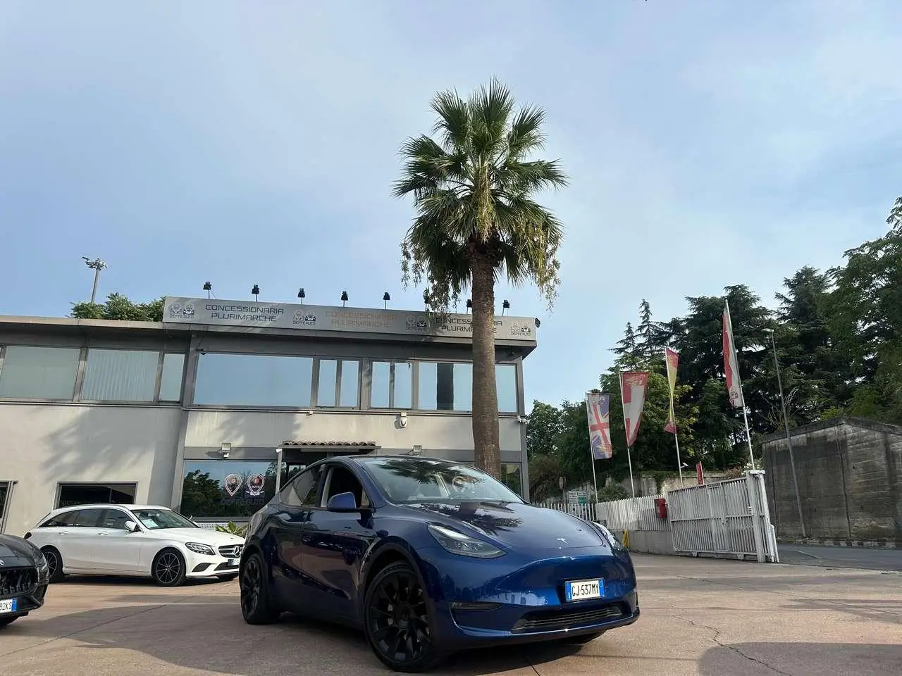 Photo 1 : Tesla Model Y 2022 Electric