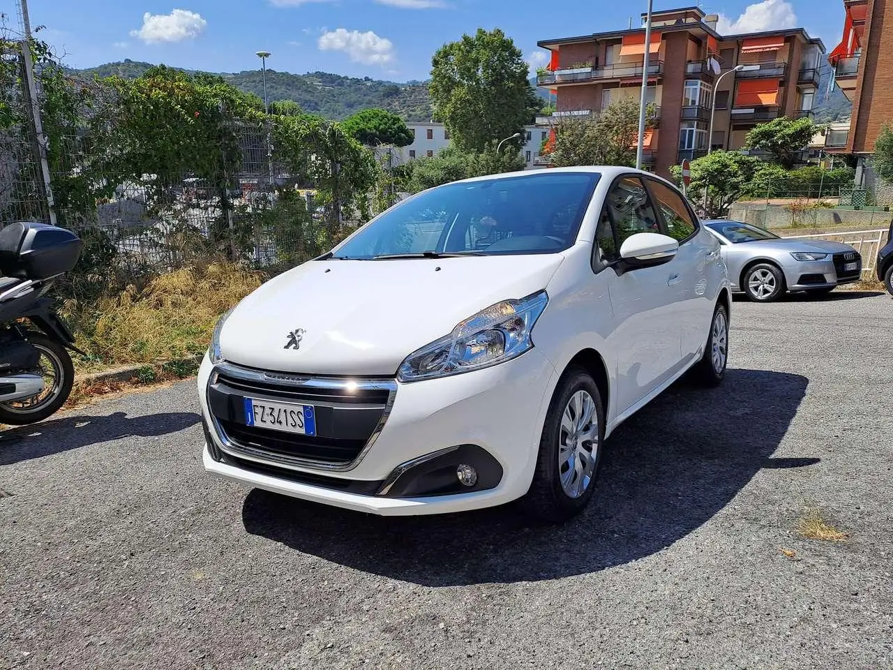 Photo 1 : Peugeot 208 2019 Diesel