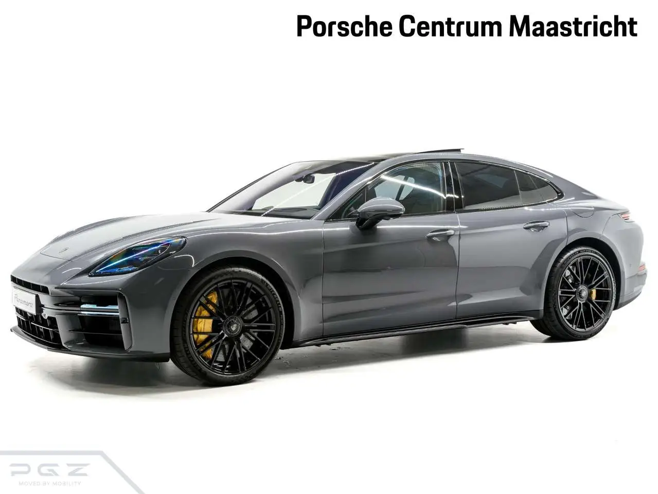 Photo 1 : Porsche Panamera 2024 Hybrid