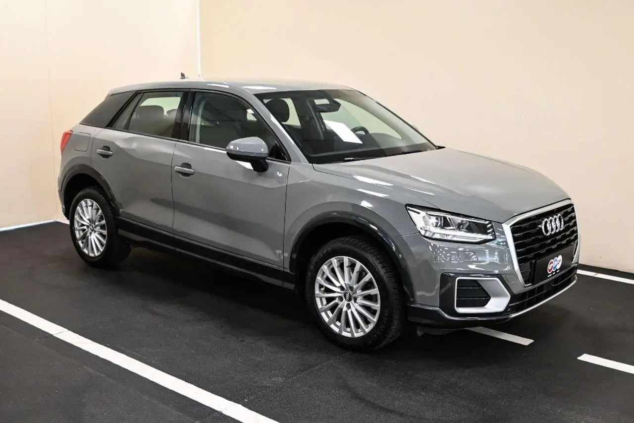 Photo 1 : Audi Q2 2017 Diesel