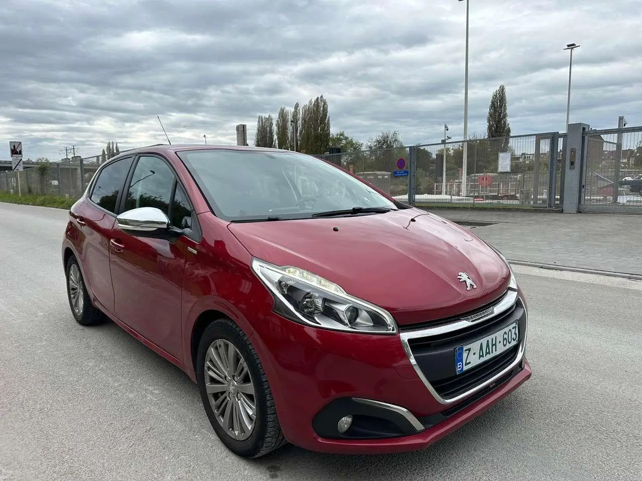 Photo 1 : Peugeot 208 2017 Diesel