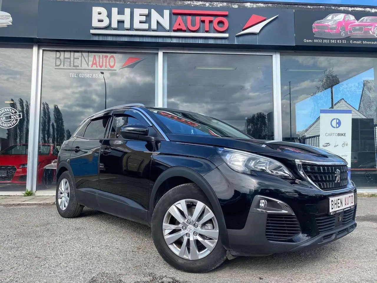 Photo 1 : Peugeot 3008 2017 Petrol