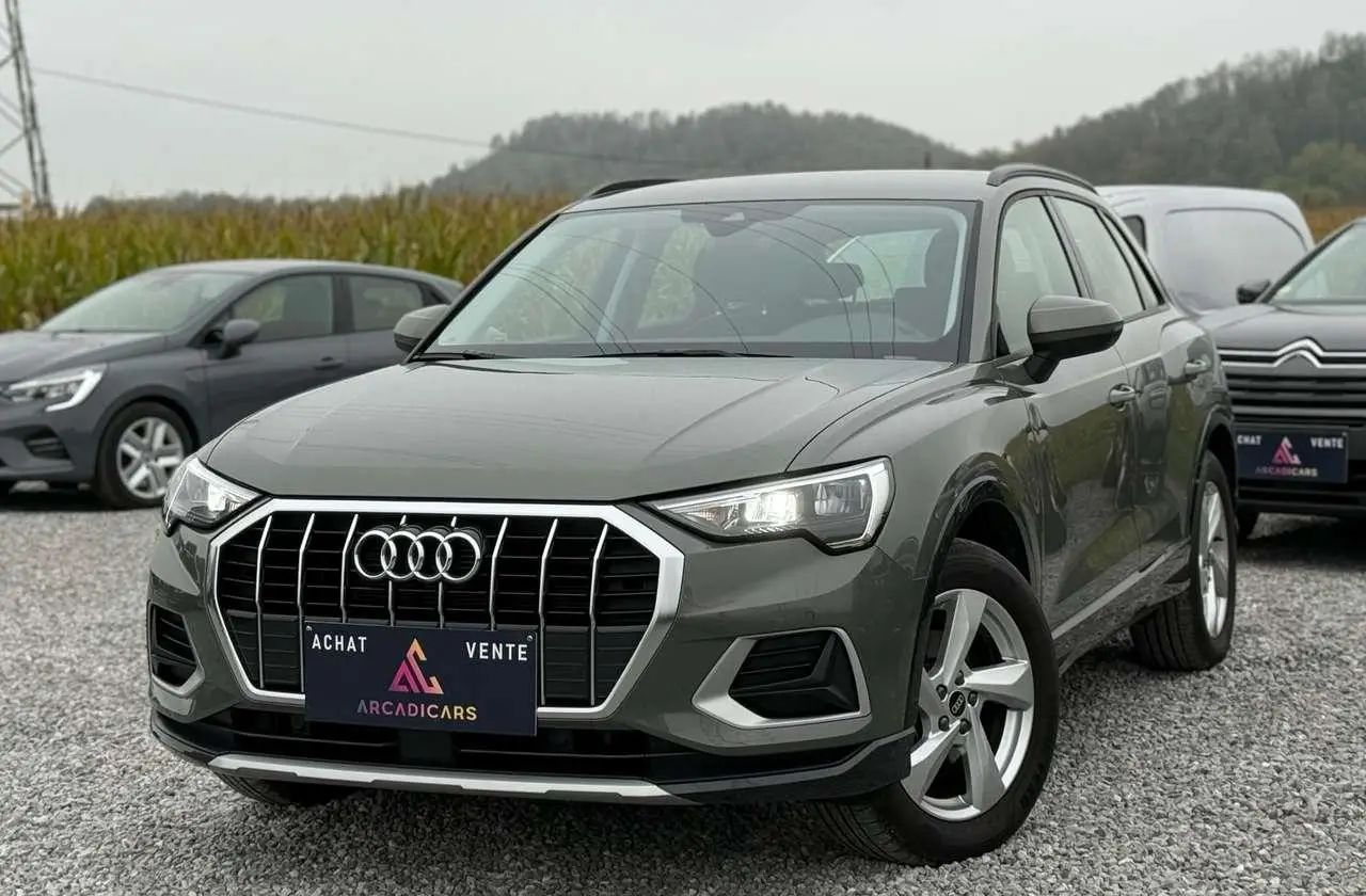 Photo 1 : Audi Q3 2021 Essence