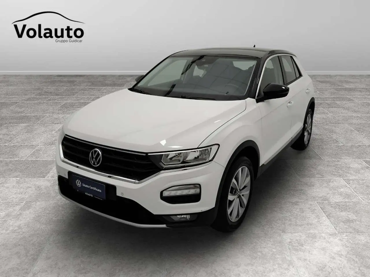 Photo 1 : Volkswagen T-roc 2021 Essence