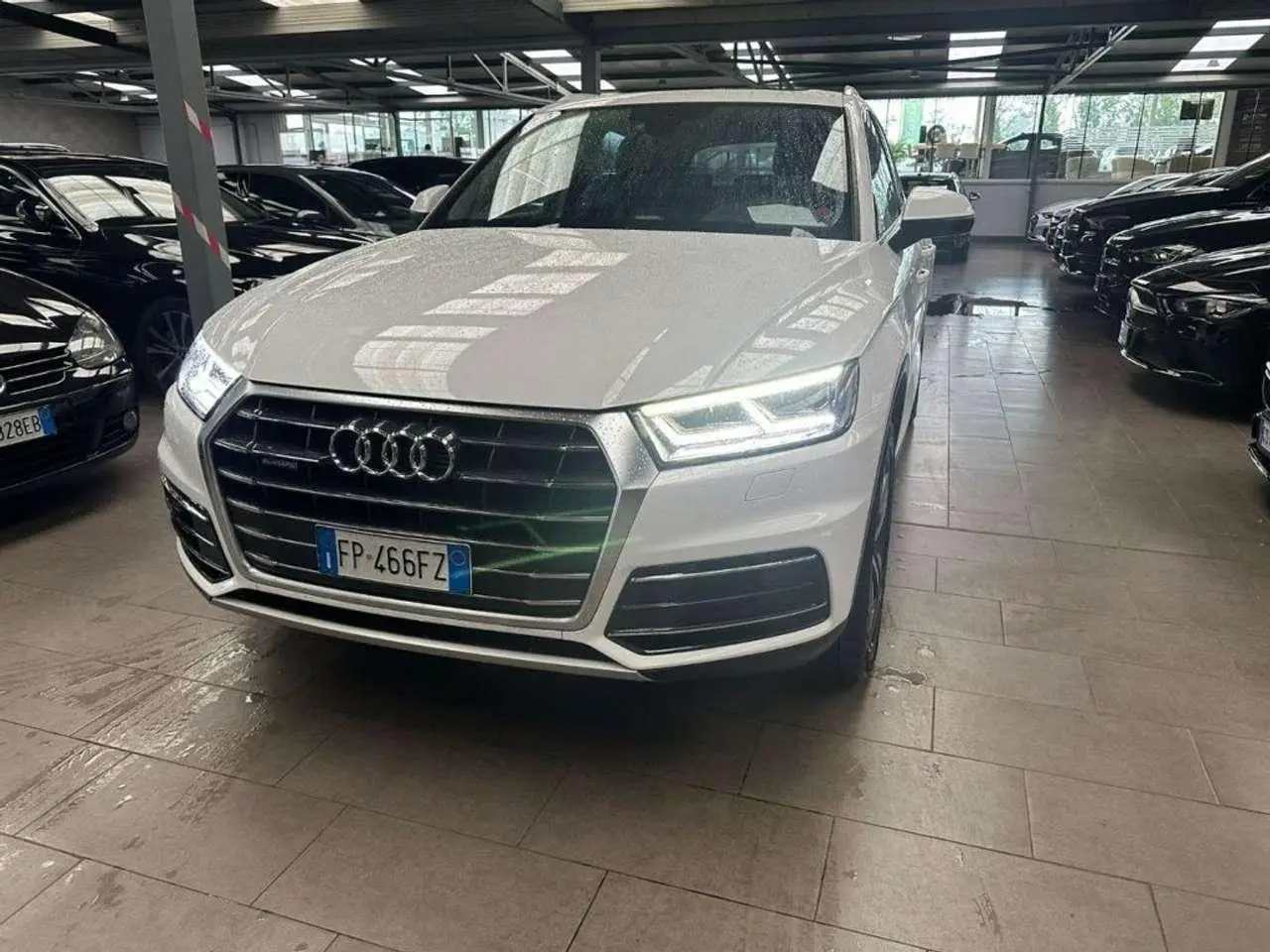 Photo 1 : Audi Q5 2018 Diesel