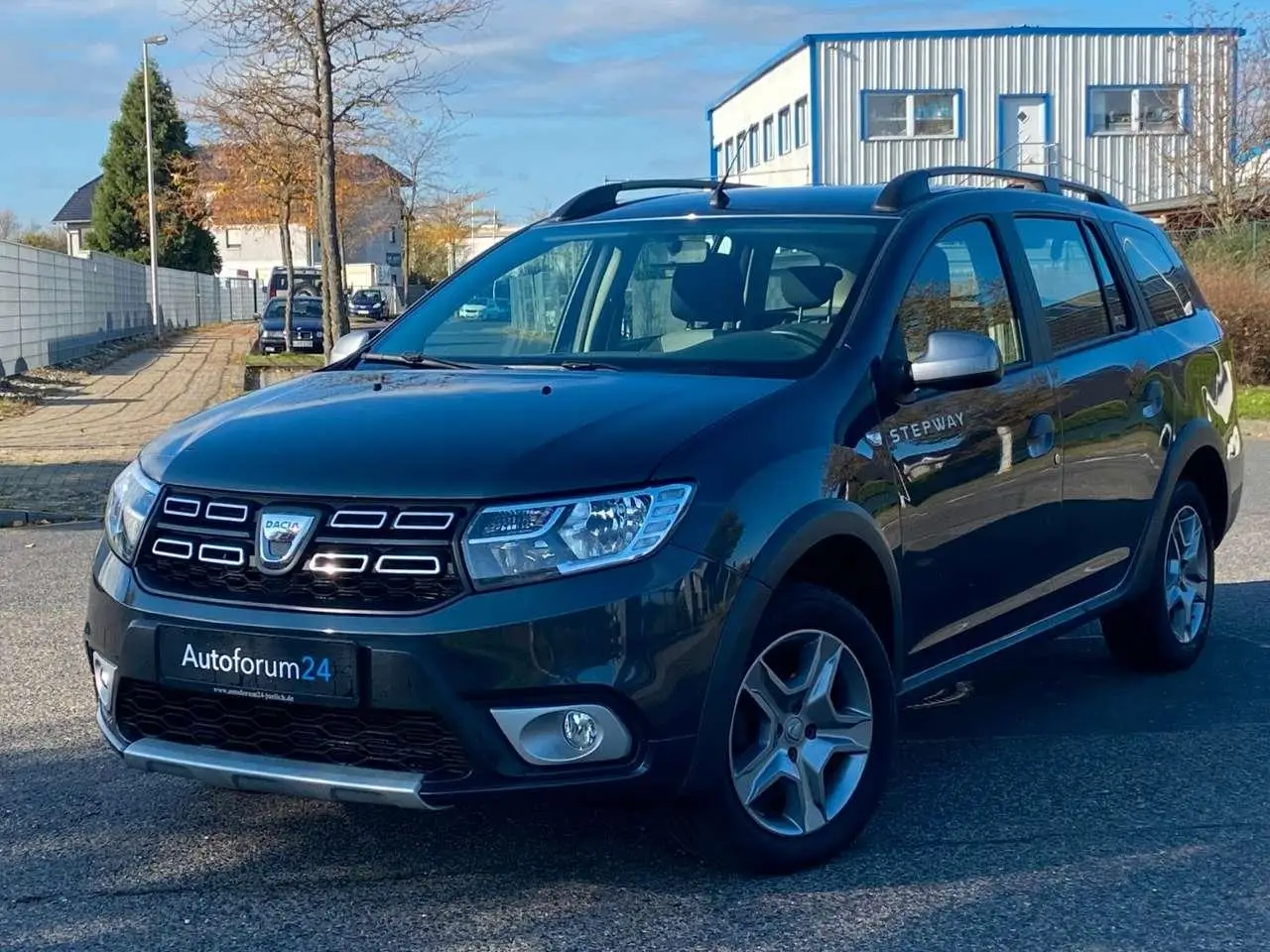 Photo 1 : Dacia Logan 2020 Essence