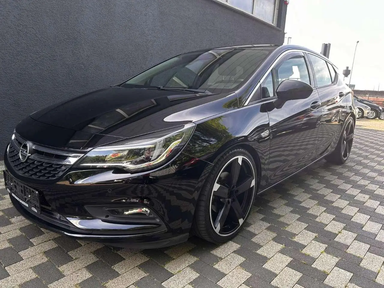 Photo 1 : Opel Astra 2017 Essence