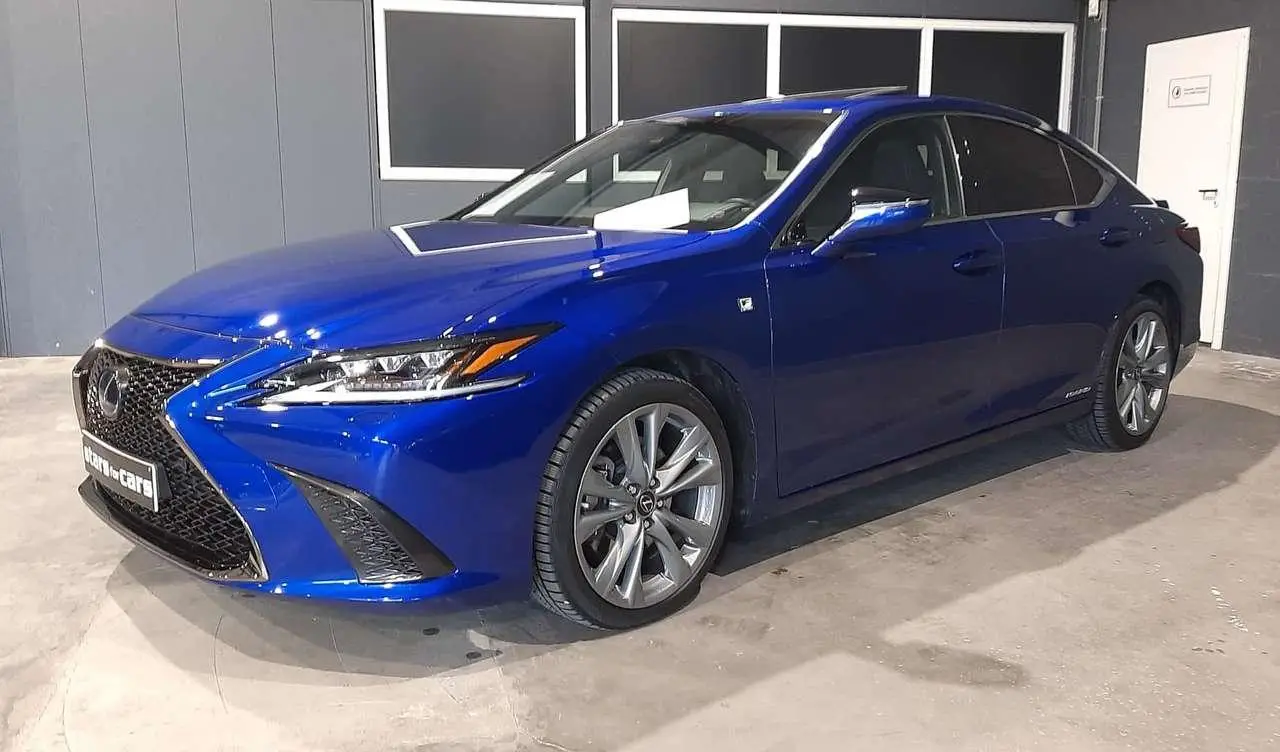 Photo 1 : Lexus Es 2020 Hybride