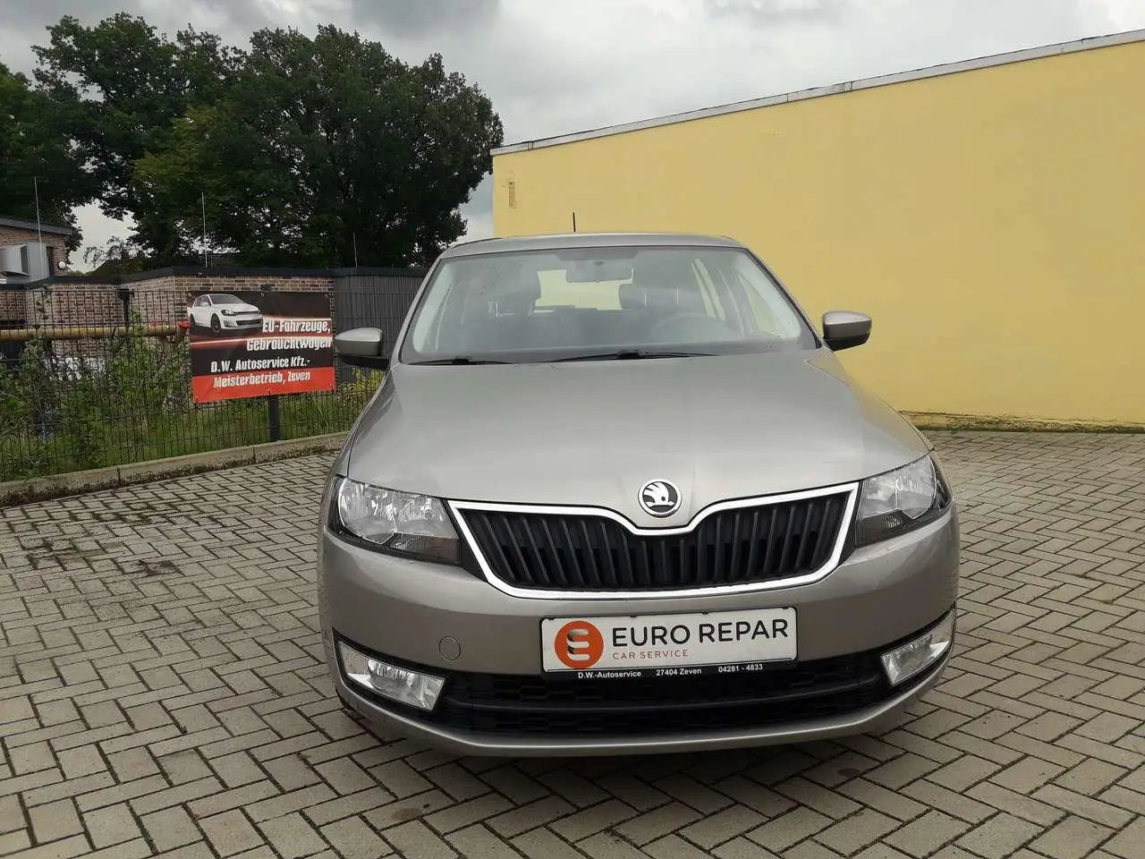 Photo 1 : Skoda Rapid 2017 Essence