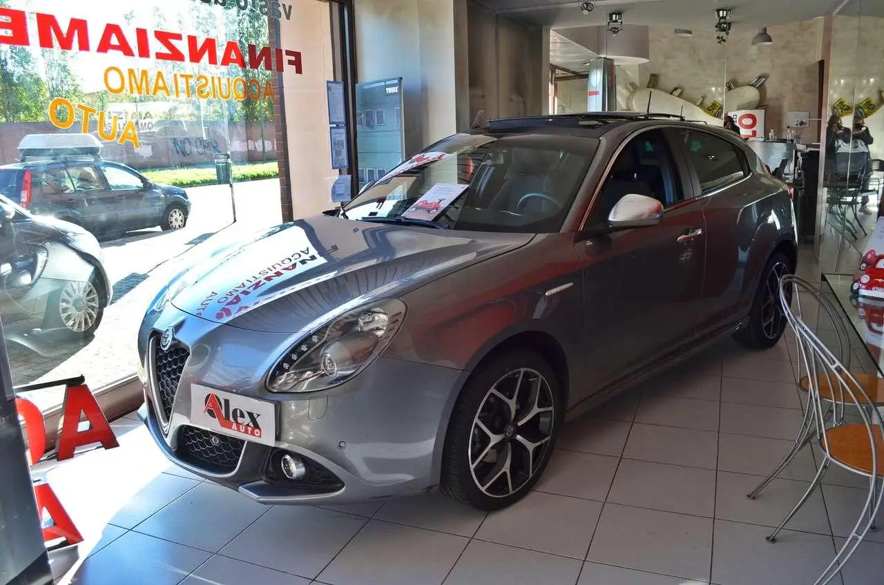 Photo 1 : Alfa Romeo Giulietta 2019 Diesel