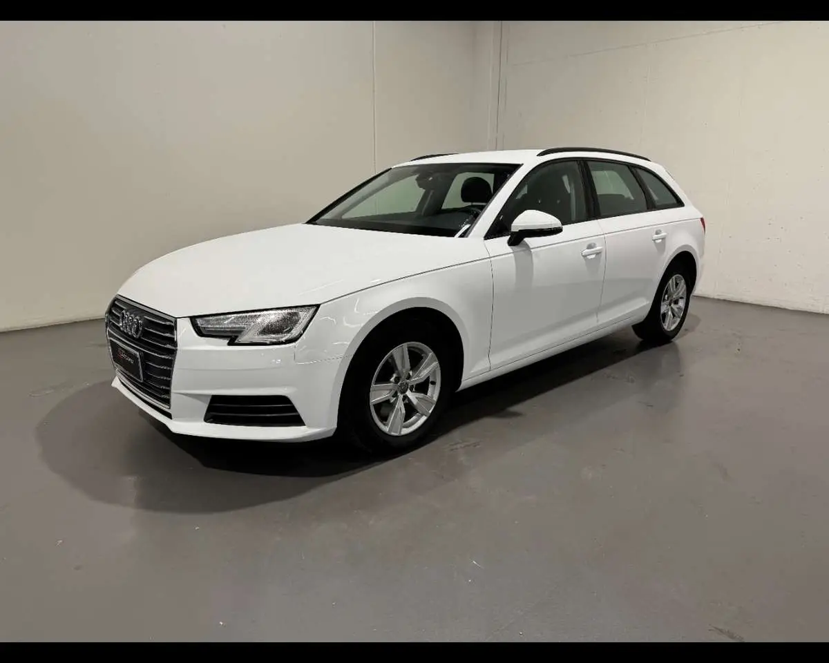 Photo 1 : Audi A4 2016 Diesel